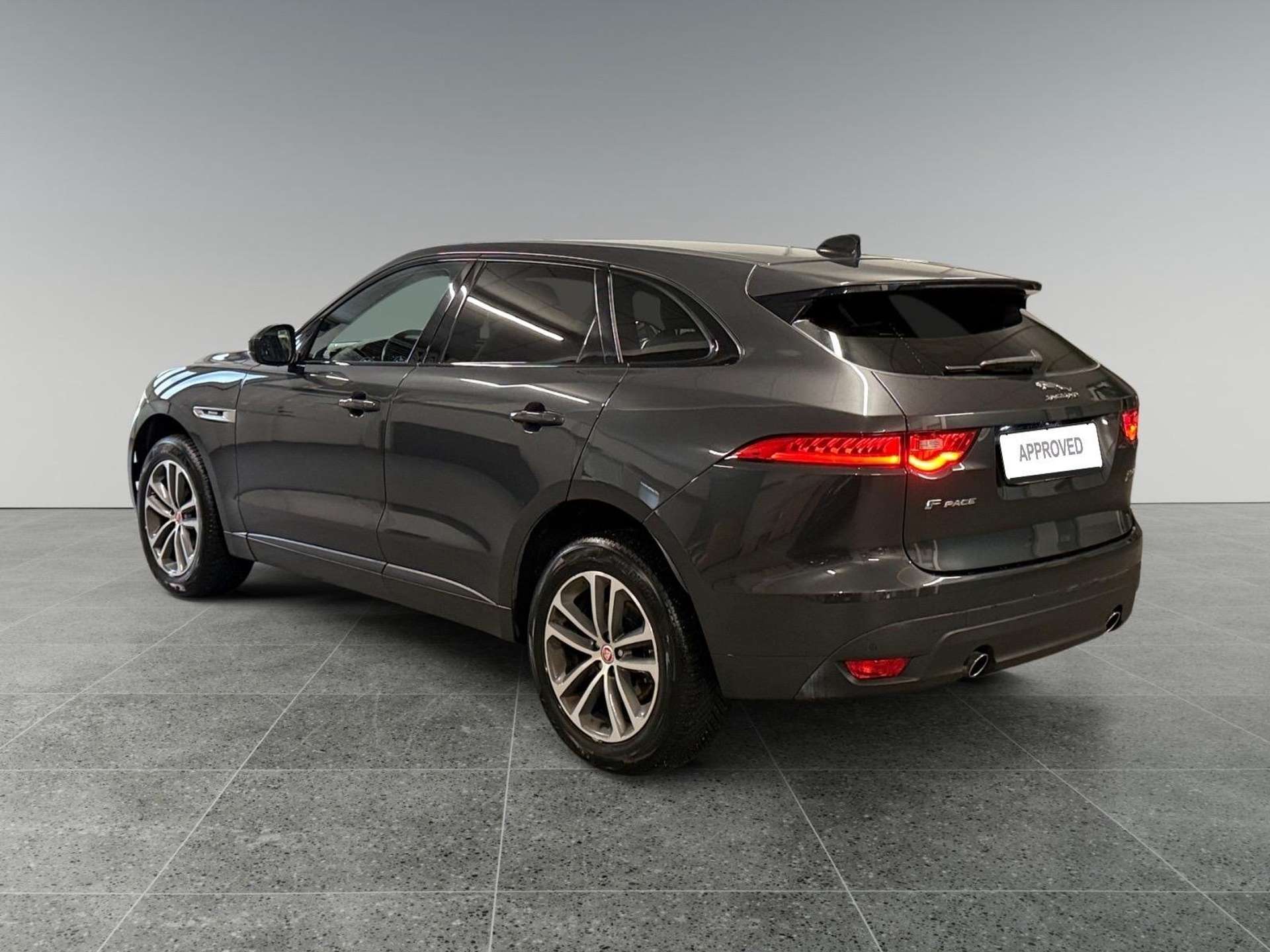 Jaguar F-Pace  2.0d i4 R-Sport awd 240cv auto my20
