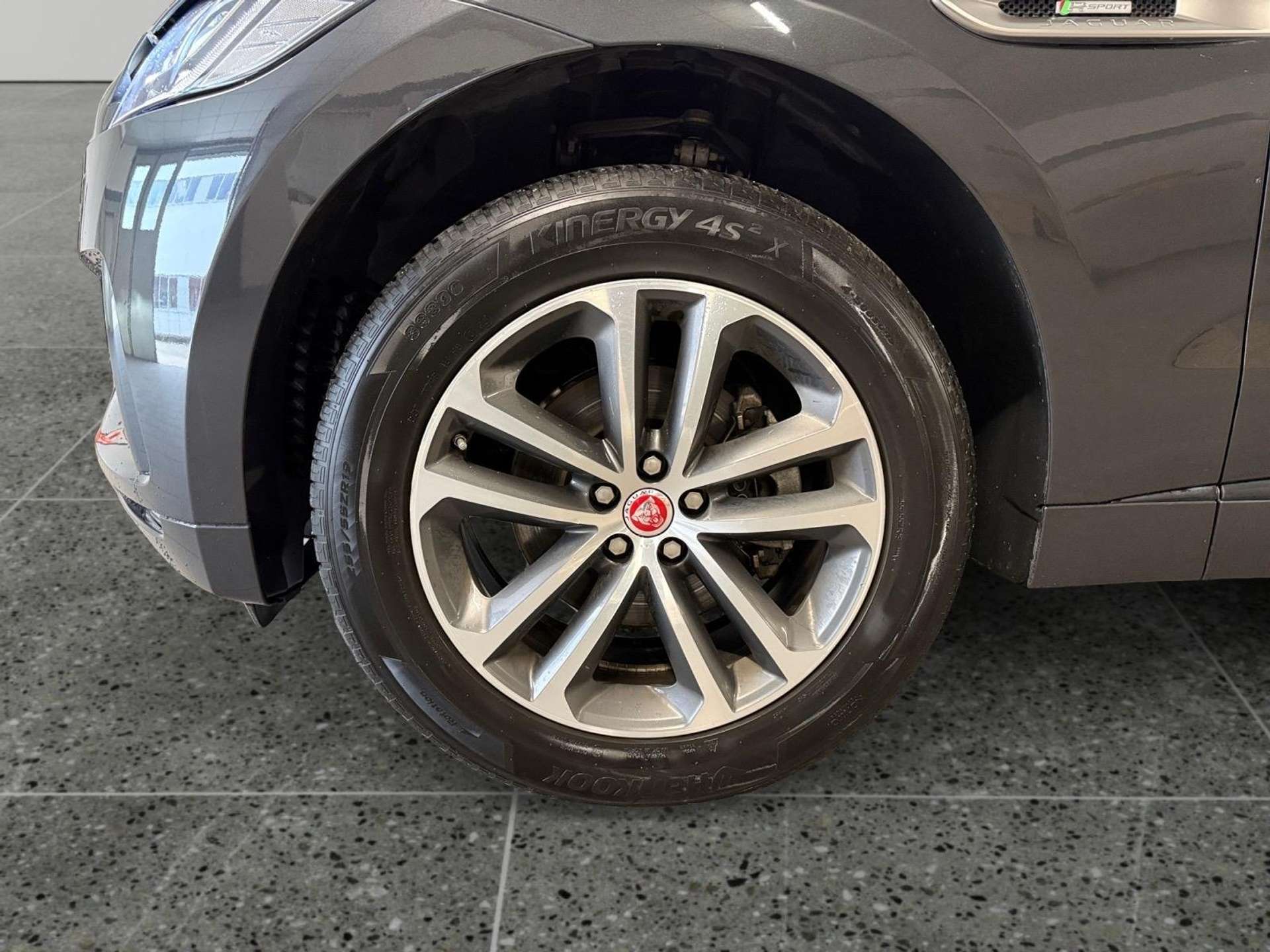 Jaguar F-Pace  2.0d i4 R-Sport awd 240cv auto my20