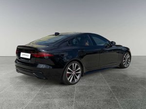 Jaguar XE XE 2.0d i4 mhev R-Dynamic Black rwd 204cv auto
