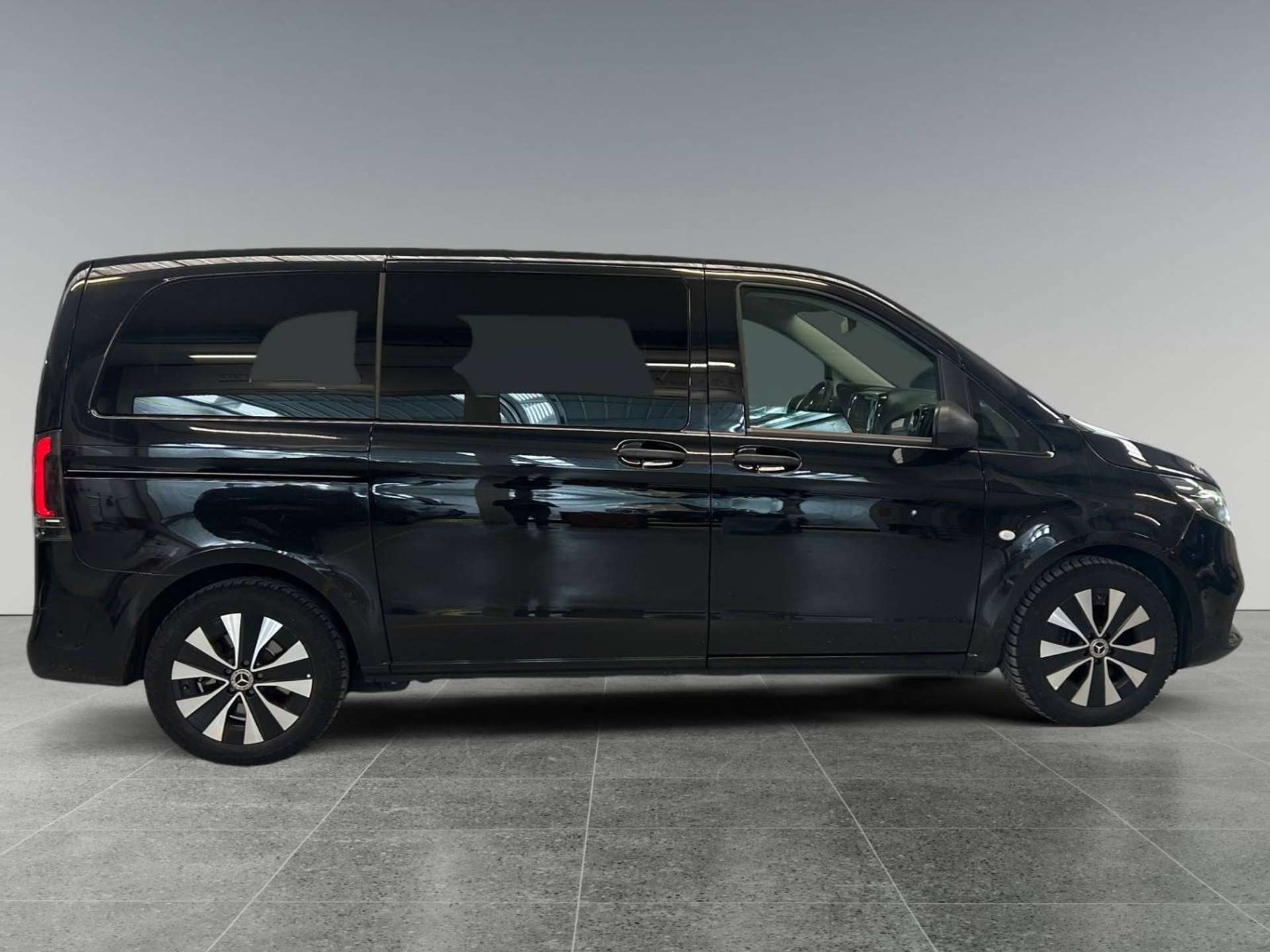 Mercedes-Benz Vito  220d 4matic 5POSTI