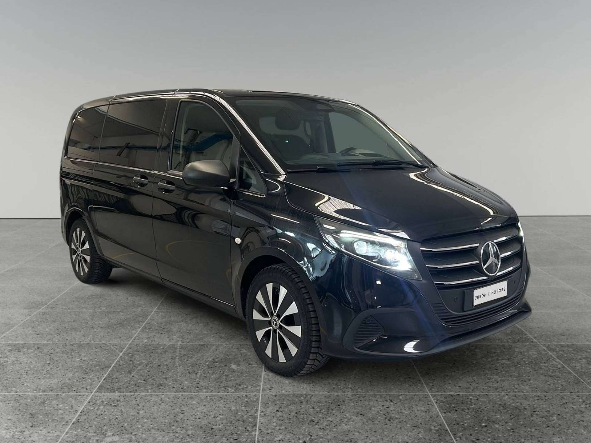 Mercedes-Benz Vito  220d 4matic 5POSTI
