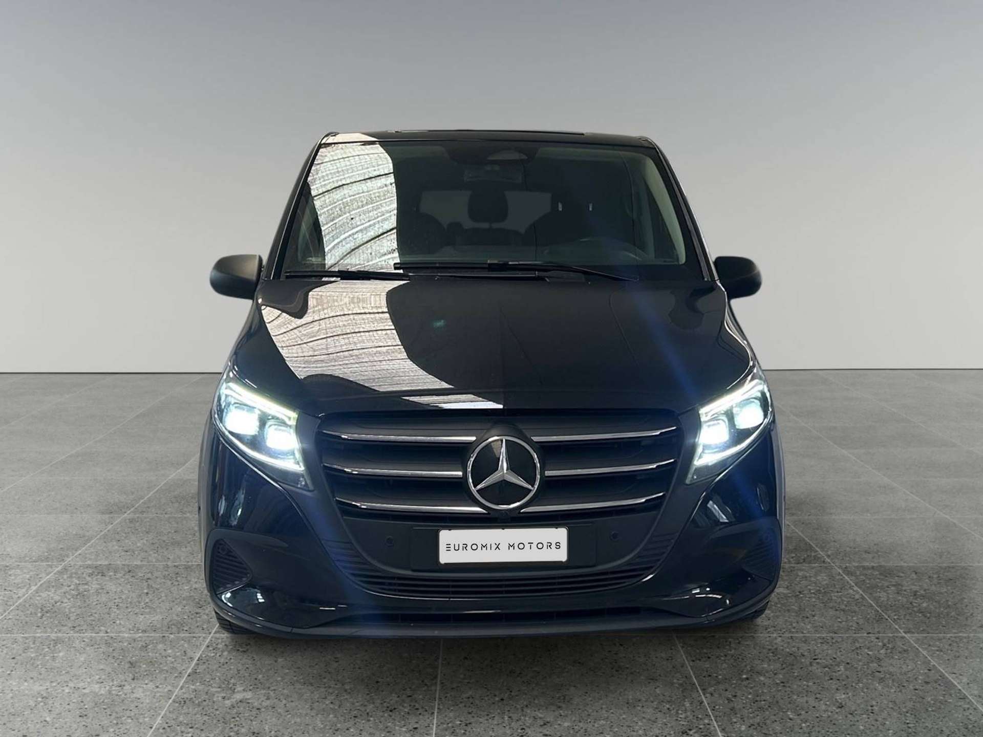Mercedes-Benz Vito  220d 4matic 5POSTI